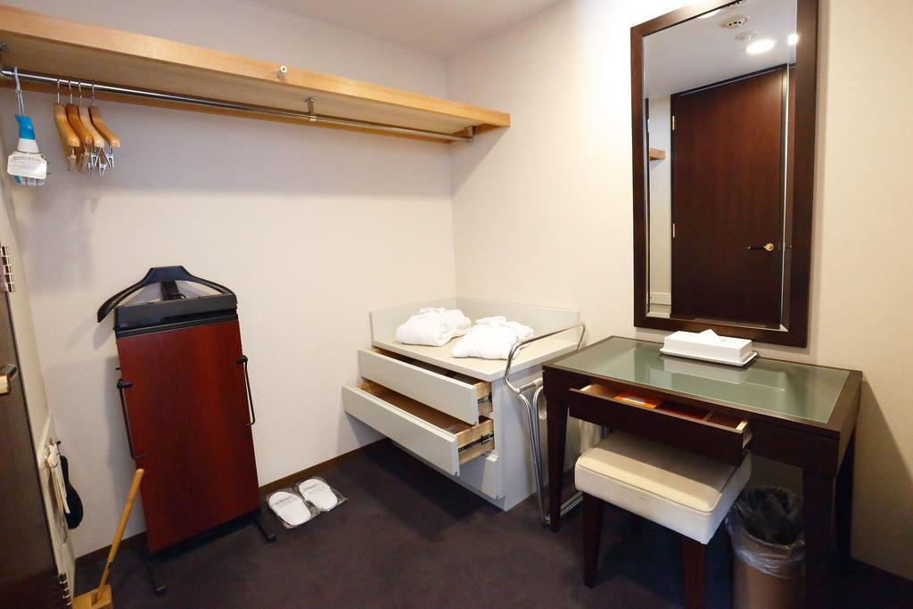 Keisei Hotel Miramare Тіба Екстер'єр фото