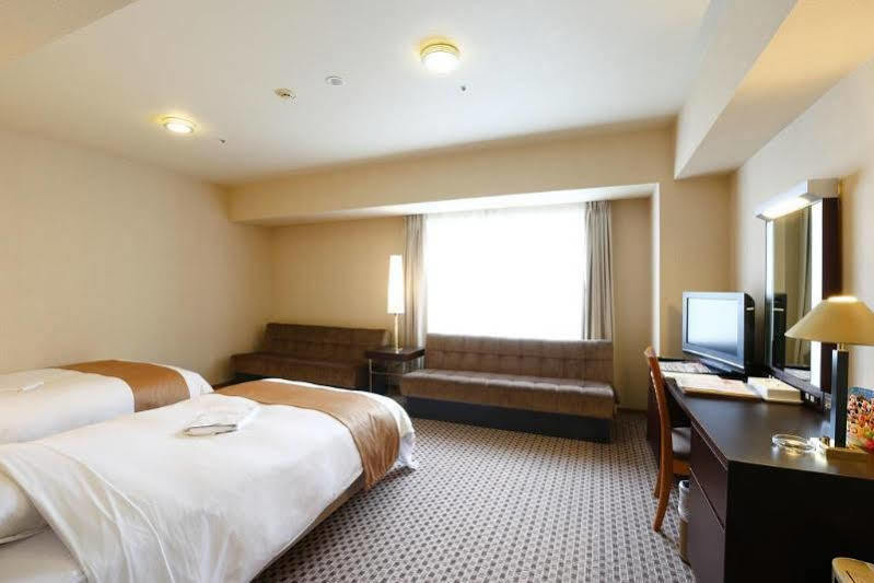 Keisei Hotel Miramare Тіба Екстер'єр фото